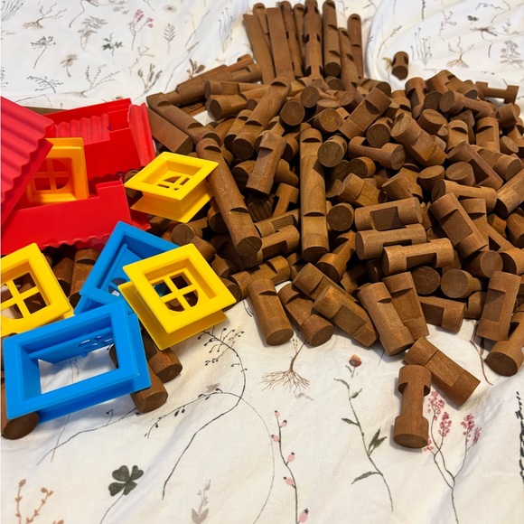 270-Piece Building Set - Picture 3 of 3